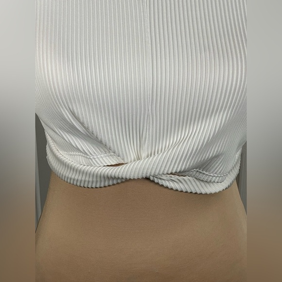 Hollister White Swim Top NWT Medium - Picture 4 of 5